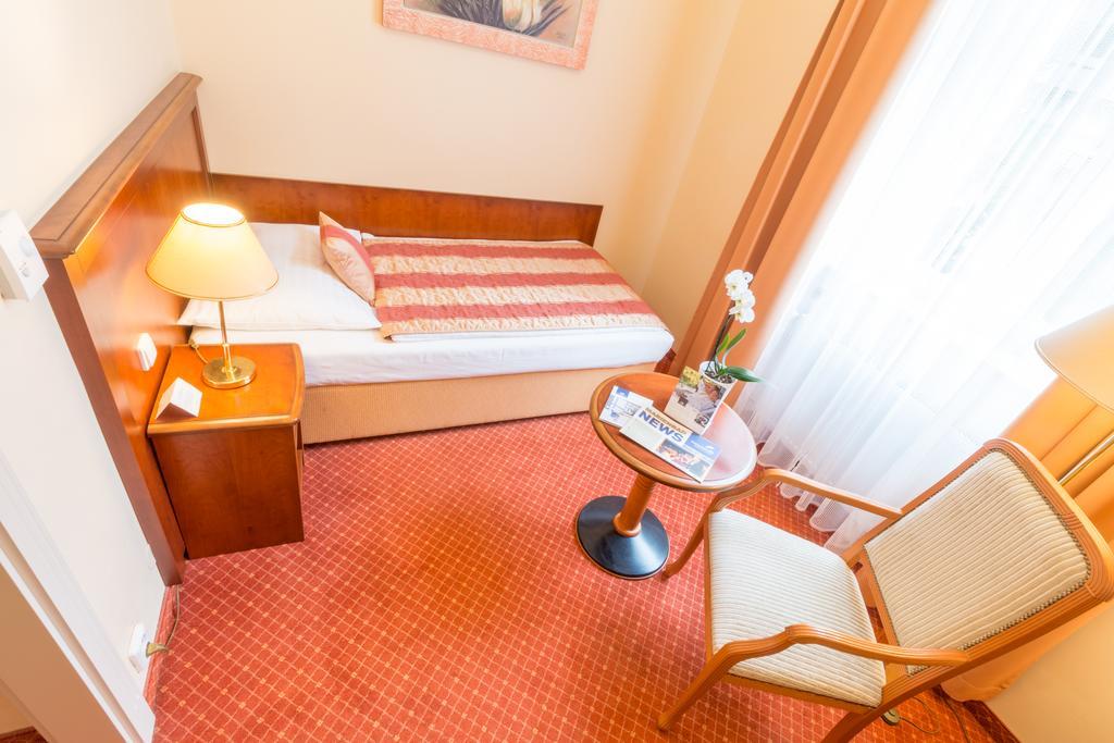 Ensana Centralni Lazne - Maria Spa Маріанські Лазні Екстер'єр фото